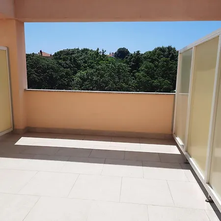 Apartment Loryene