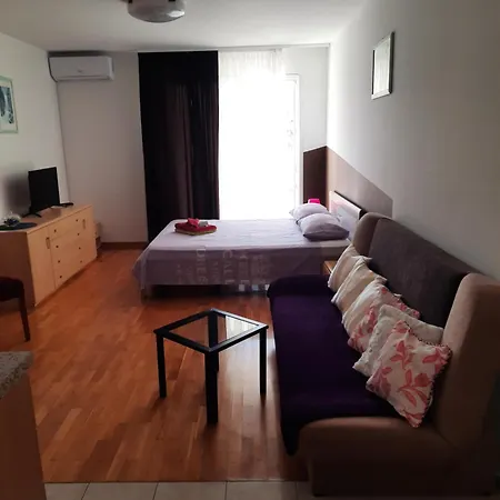 Apartment Loryene